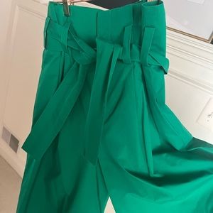 Wide leg cropped paperbag waist pants